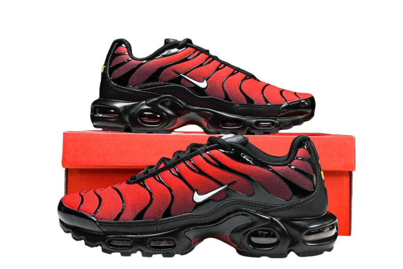 AIR MAX TN PLUS "Deadpool"