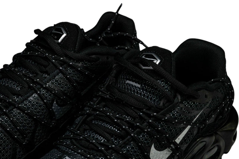 AIR MAX TN PLUS "Utility Black"